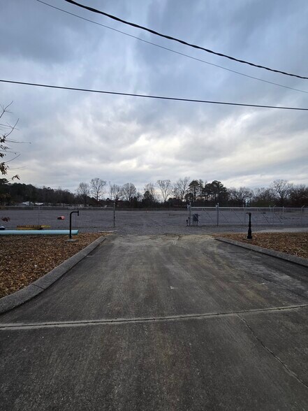 More Photos Of 00 Dinah Blvd, Rossville Land For Lease