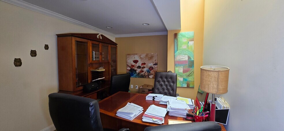 Primary Photo Of 7201-7211 Hanover Pky, Greenbelt Office Residential For Lease