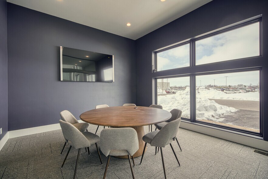 More Photos Of 1070 Curlew Dr, Ammon Medical For Lease