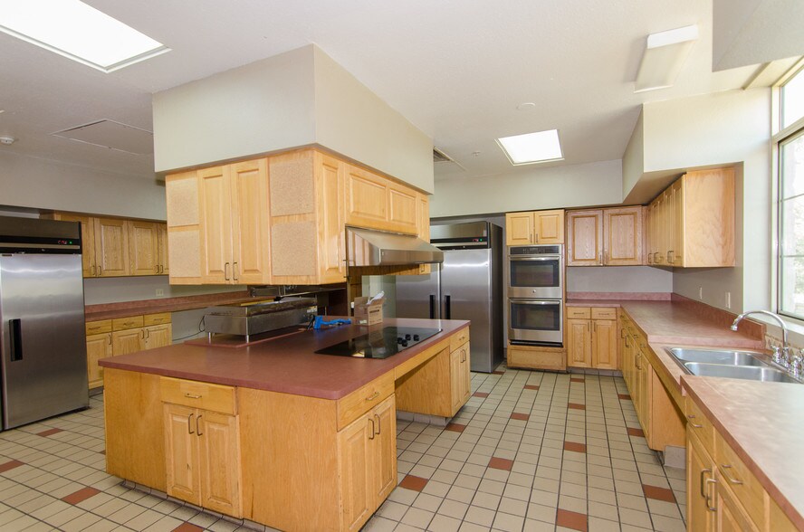 More Photos Of 400 Old Highway 290, Dripping Springs Healthcare For Sale