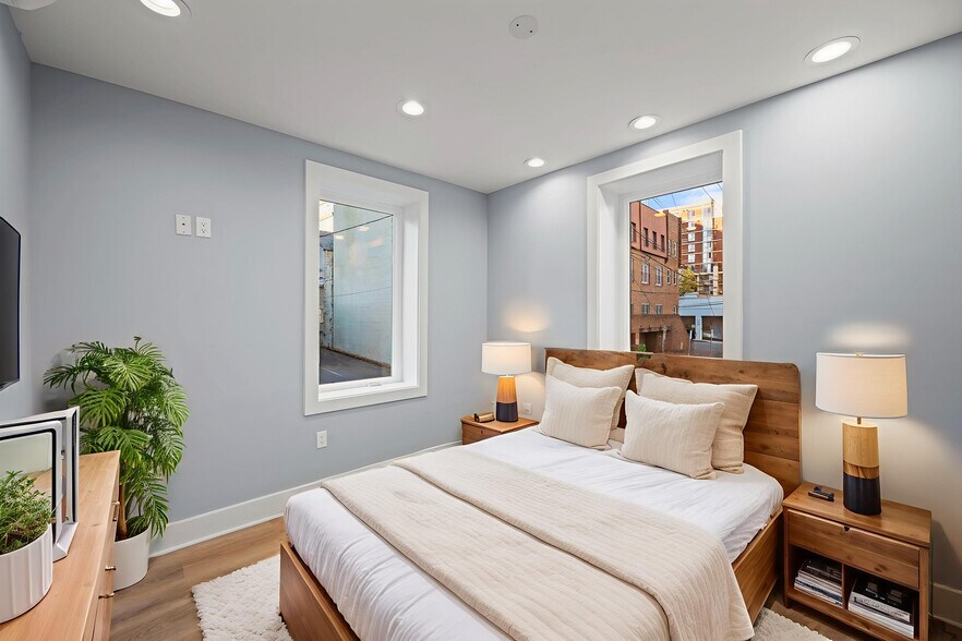 More Photos Of 4535 Avondale St, Bethesda Apartments For Sale