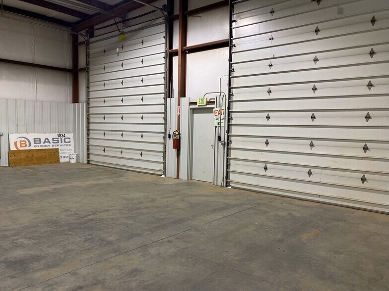 More Photos Of 1878 S 1500 E, Vernal Warehouse For Lease
