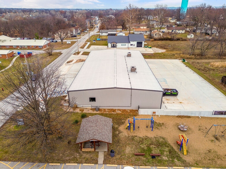 More Photos Of 6807 Sobbie Rd, Pleasant Valley Industrial For Sale