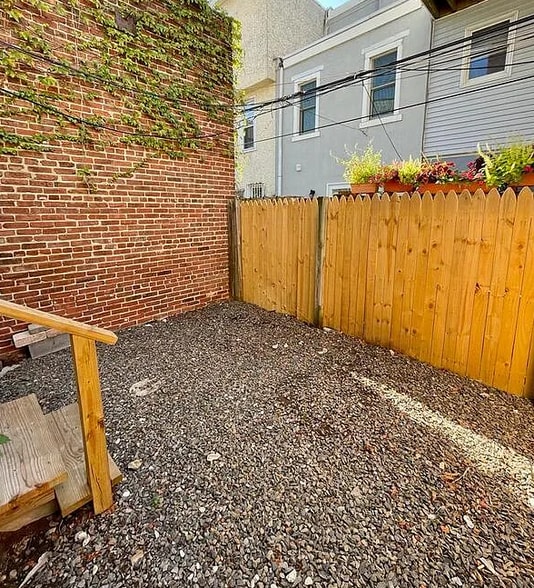 More Photos Of 1832-1834 Callowhill St, Philadelphia Apartments For Sale
