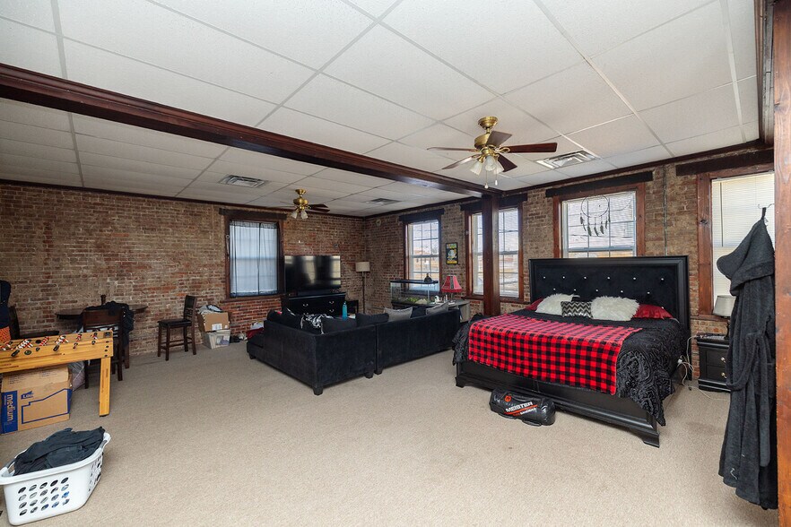 More Photos Of 116 W Pine Ave, El Dorado Office Residential For Sale