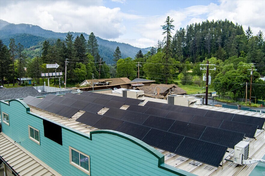 More Photos Of 39057 State Highway 299, Willow Creek Warehouse For Sale