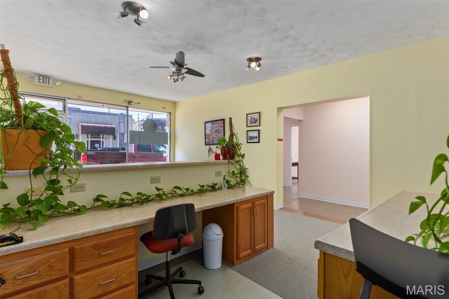 More Photos Of 111 W Kirkham St, Litchfield Healthcare For Sale