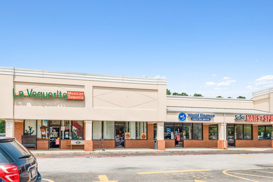More Photos Of 1124 N Park St, Carrollton Unknown For Lease