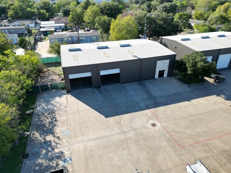 More Photos Of 10205 Windfern Rd, Houston Warehouse For Lease