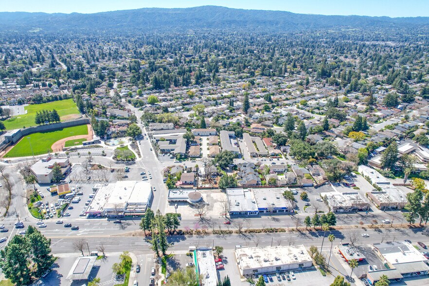 More Photos Of 1313 W El Camino Real, Mountain View Freestanding For Sale