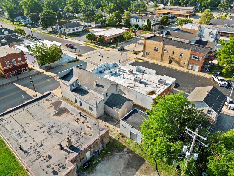 More Photos Of 1030 Main St, Union Grove Storefront Retail Residential For Sale