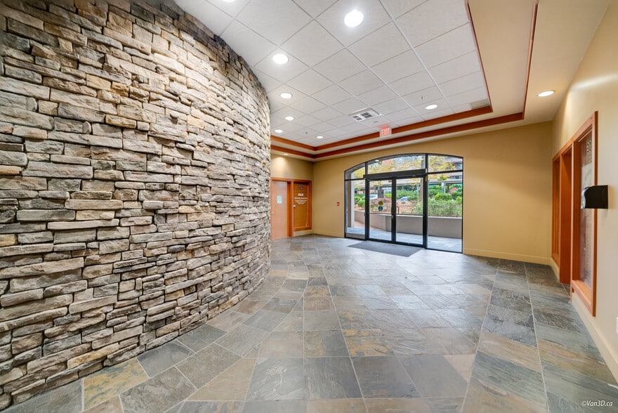 More Photos Of 1480 Foster St, White Rock Apartments For Lease