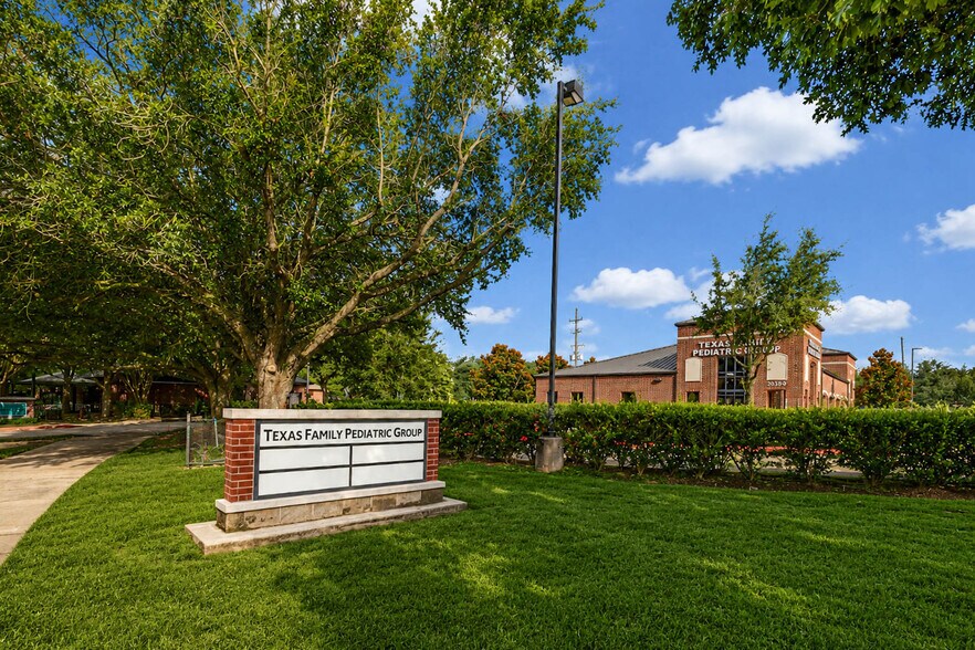 More Photos Of 20303 S University Blvd, Missouri City Medical For Lease