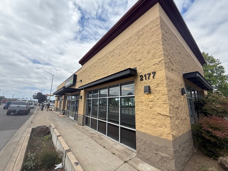 More Photos Of 2177 W 11th Ave, Eugene Freestanding For Lease