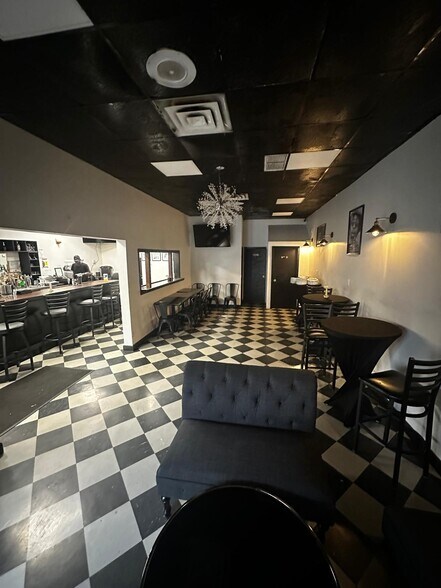 More Photos Of 756-777 S 5th Ave, Mount Vernon Storefront For Lease