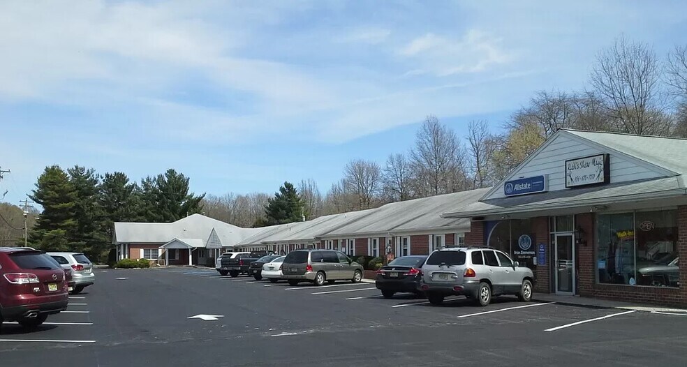 More Photos Of 1-21 Carroll Ave, Pennsville Coworking Space