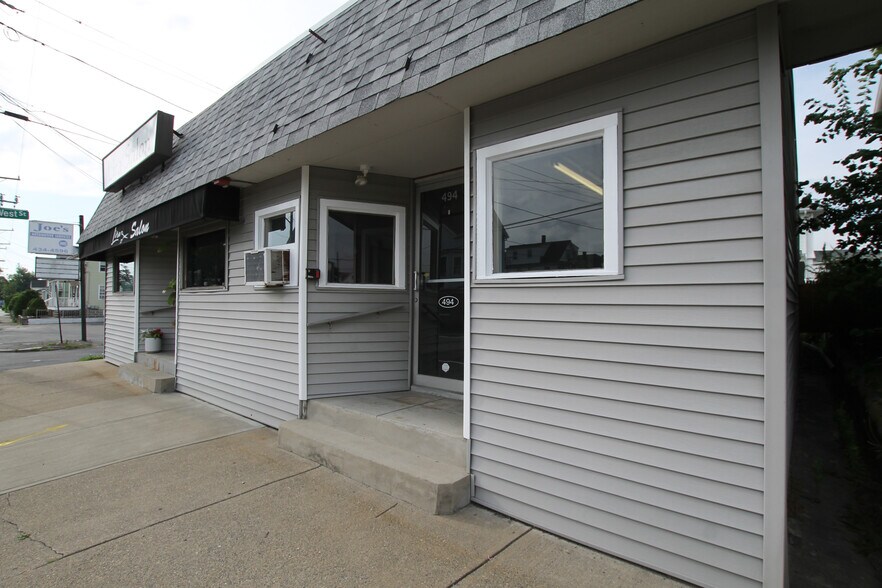 More Photos Of 492-494 Warren Ave, East Providence Storefront Retail Office For Sale