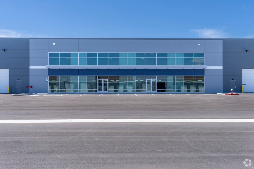 More Photos Of 3010 Airway Dr, Reno Unknown For Lease