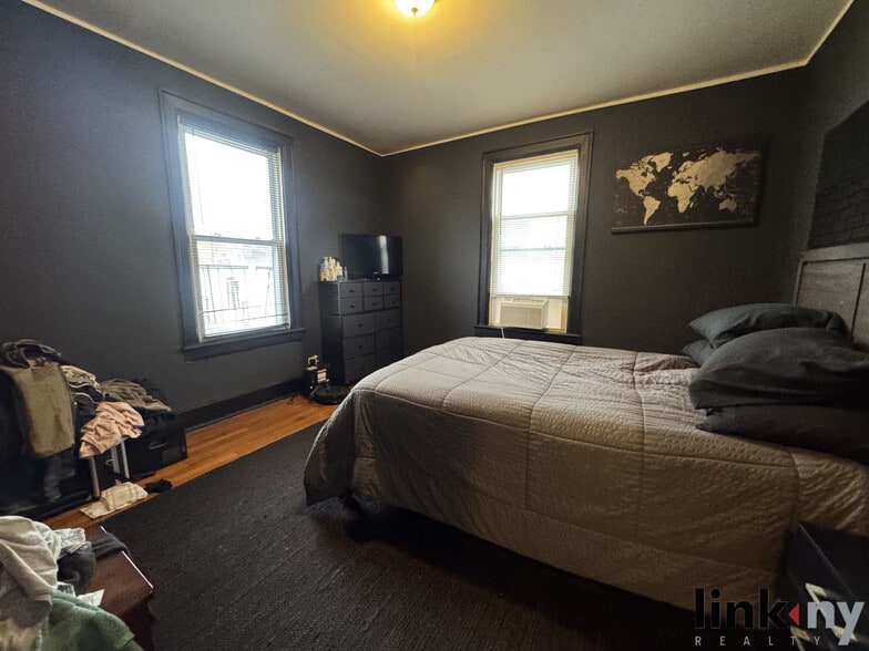 More Photos Of 93 E 233rd St, Bronx Apartments For Sale