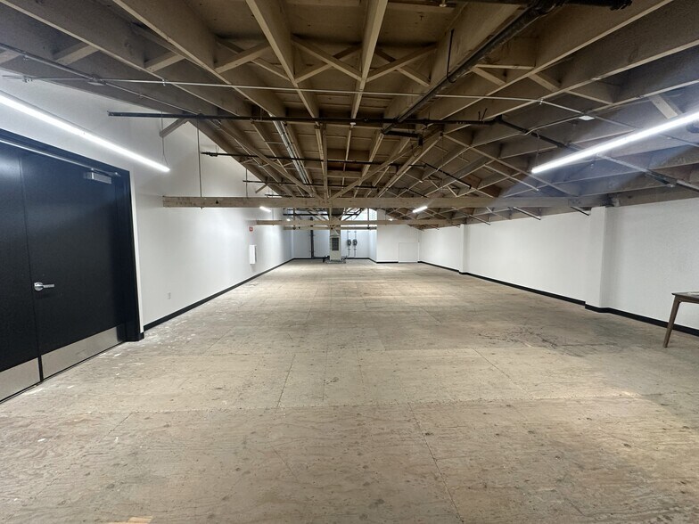 More Photos Of 4700 San Pablo Ave, Emeryville Warehouse For Lease