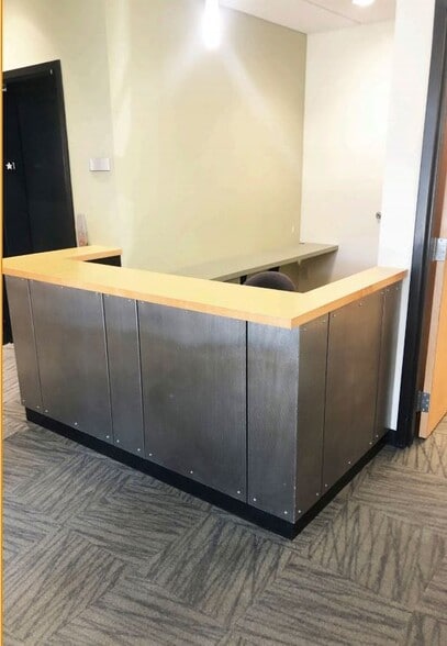 More Photos Of 1017 N 6th St, Kansas City Office For Lease
