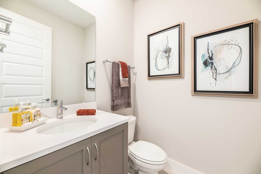 More Photos Of , Reunion Multifamily For Sale