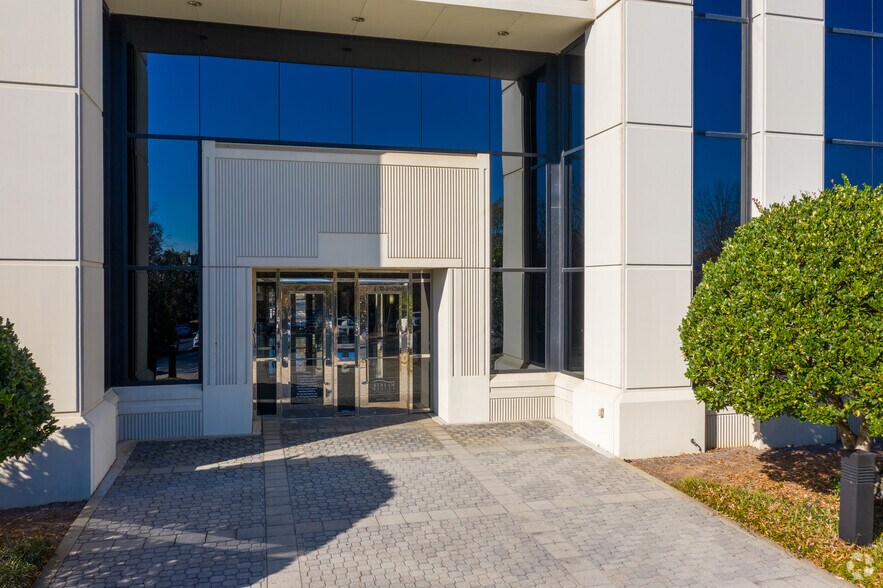 More Photos Of 3505 Koger Blvd, Duluth Office For Lease