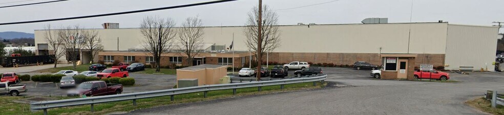 More Photos Of 325 Industrial Ave, Morristown Manufacturing For Lease