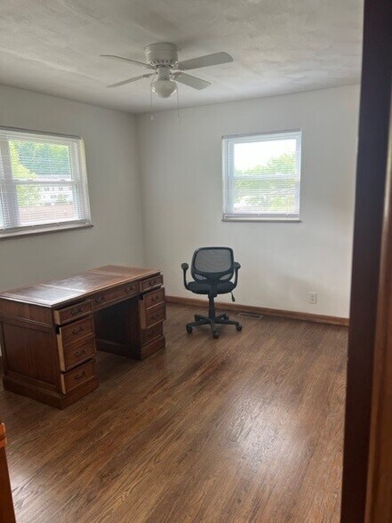 More Photos Of 5010 Washington St W, Cross Lanes Multifamily For Lease