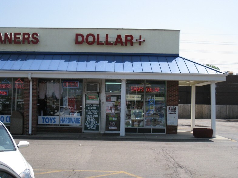 More Photos Of 550-560 N Mannheim Rd, Hillside Storefront For Lease
