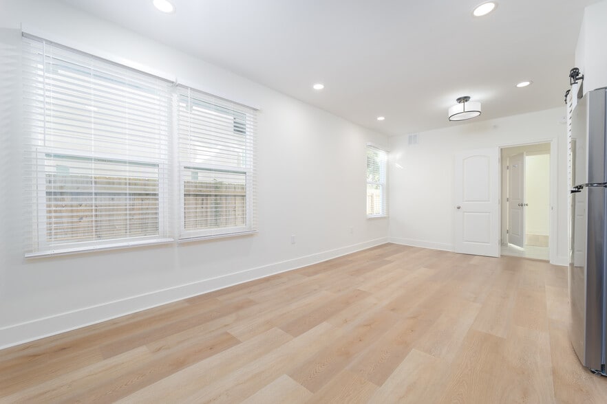 More Photos Of 1628 Walnut St, Jacksonville Multifamily For Sale