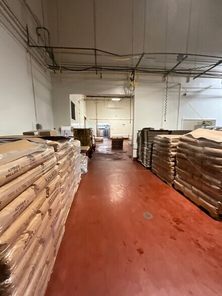 More Photos Of 1730 Sabre St, Hayward Warehouse For Lease