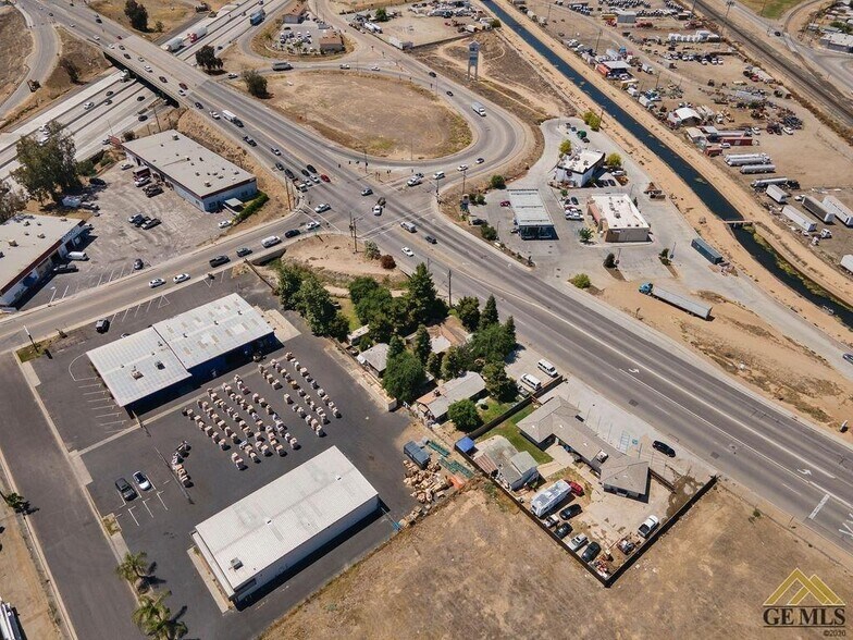 More Photos Of 1575 Olive Dr, Bakersfield Rehabilitation Center For Sale