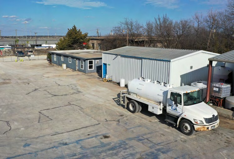 More Photos Of 1605 Century St, Pflugerville Manufacturing For Lease