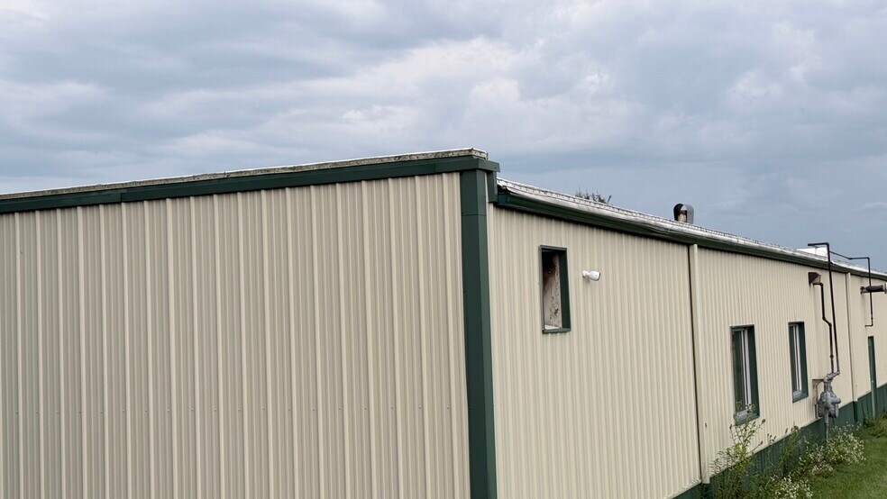 More Photos Of , Footville Industrial For Sale
