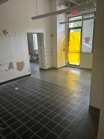 More Photos Of 160 Riverside Blvd, New York Apartments For Lease