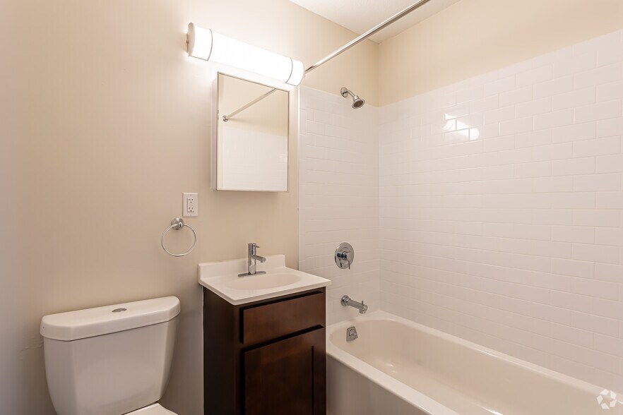 More Photos Of 10 Chestnut St, Springfield Multifamily For Sale