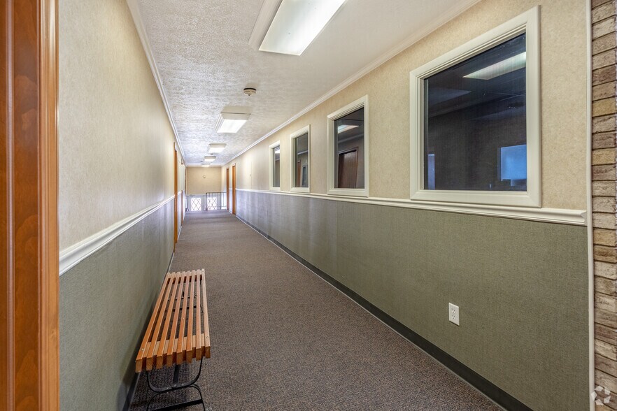 More Photos Of 205 Easy St, Uniontown Unknown For Lease