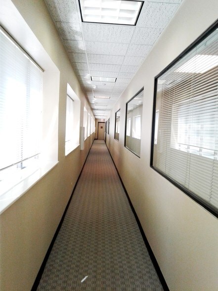 More Photos Of 600 S Washington St, Naperville Medical For Lease