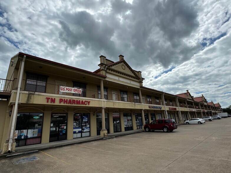 More Photos Of 12989 Bellaire Blvd, Houston Storefront For Sale