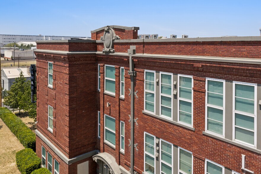 More Photos Of 1403 Corinth Rd, Dallas Apartments For Sale