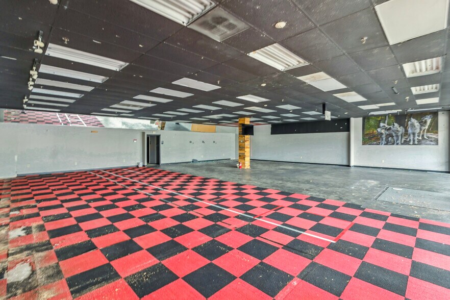 More Photos Of 1247 Burkemont Ave, Morganton Unknown For Lease