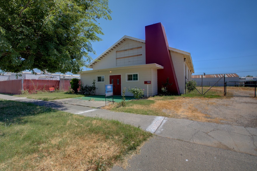 More Photos Of 332 W 8th St, Merced Religious Facility For Sale