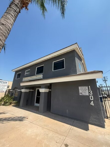 Primary Photo Of 1304 Santa Anita Ave, South El Monte Office For Lease