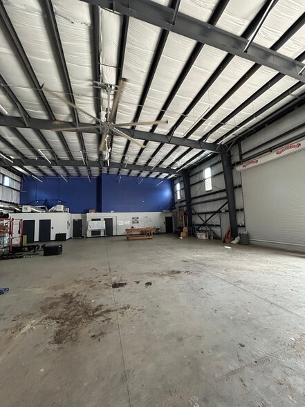 More Photos Of 287 Luken Rd, Goose Creek Warehouse For Lease