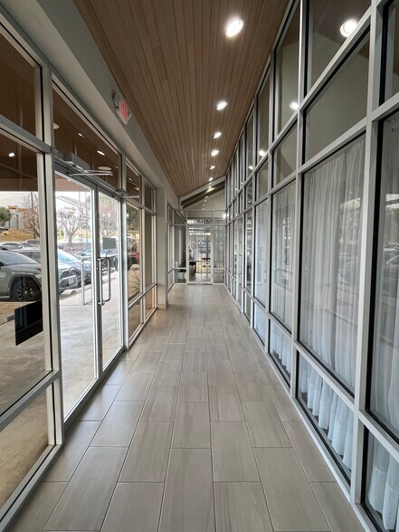 More Photos Of 114 Sproles Dr, Benbrook Medical For Sale