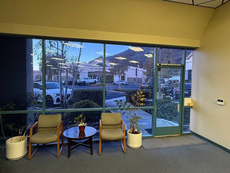 More Photos Of 3275-3281 Grande Vista Dr, Newbury Park Manufacturing For Sale