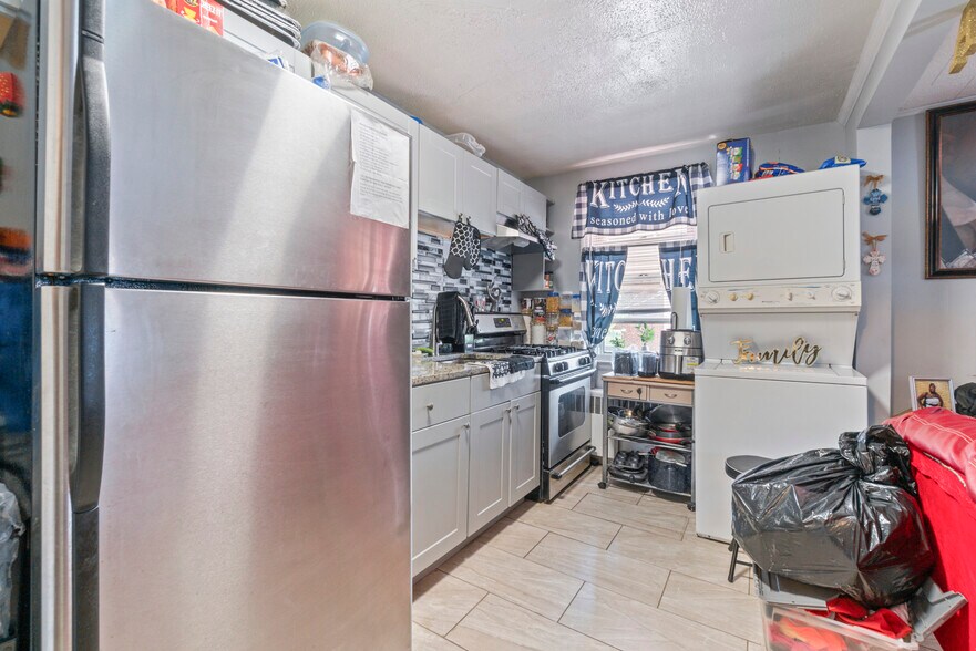 More Photos Of 2801 E Federal St, Baltimore Multifamily For Sale