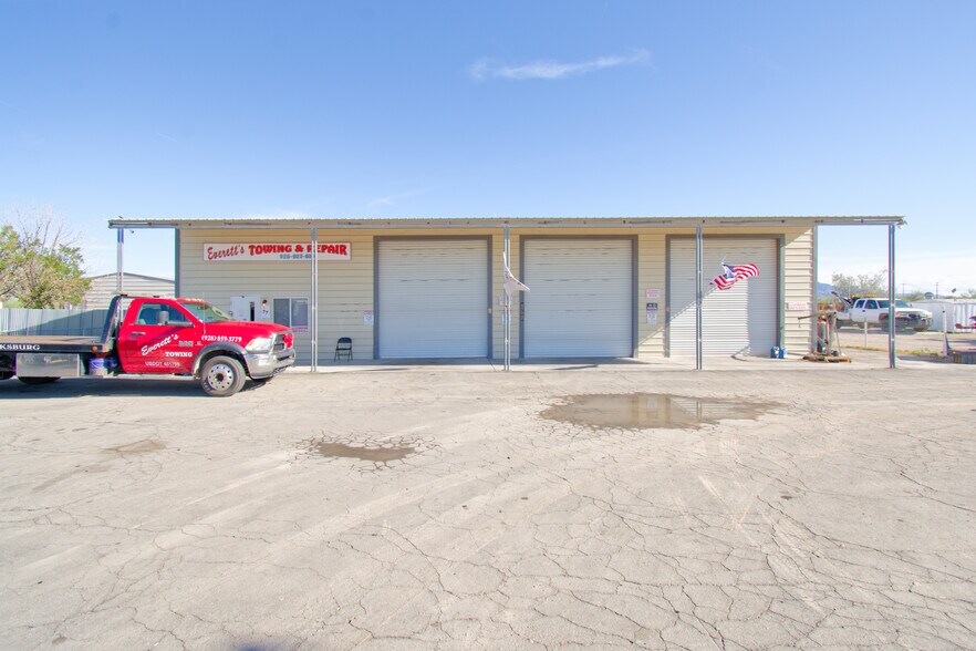 More Photos Of 77 Plymouth Ave, Quartzsite Service For Sale