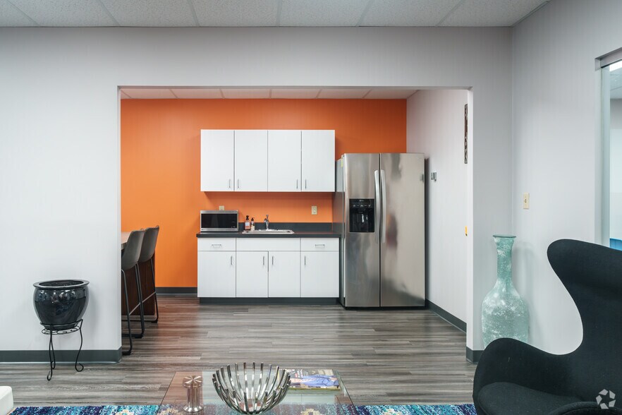 More Photos Of 700 Turner Way, Aston Medical For Lease